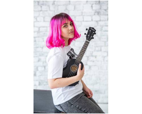 VESTON UKULELE KUS 15 BK - Укулеле сопрано ~ Серия Veston color VESTON UKULELE KUS 15 BK - Укулеле сопрано ~ Серия Veston color